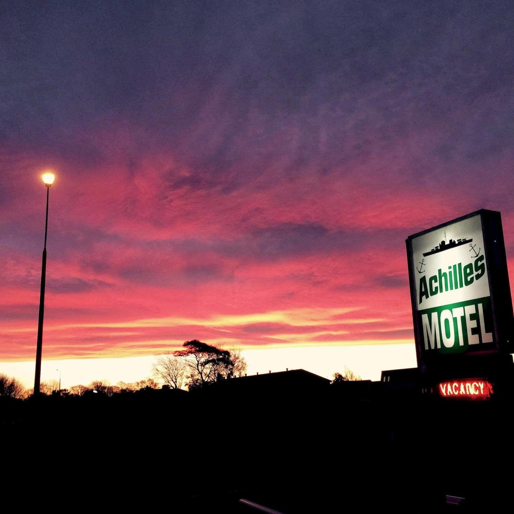 Achilles Motel Κράισττσερτς Εξωτερικό φωτογραφία