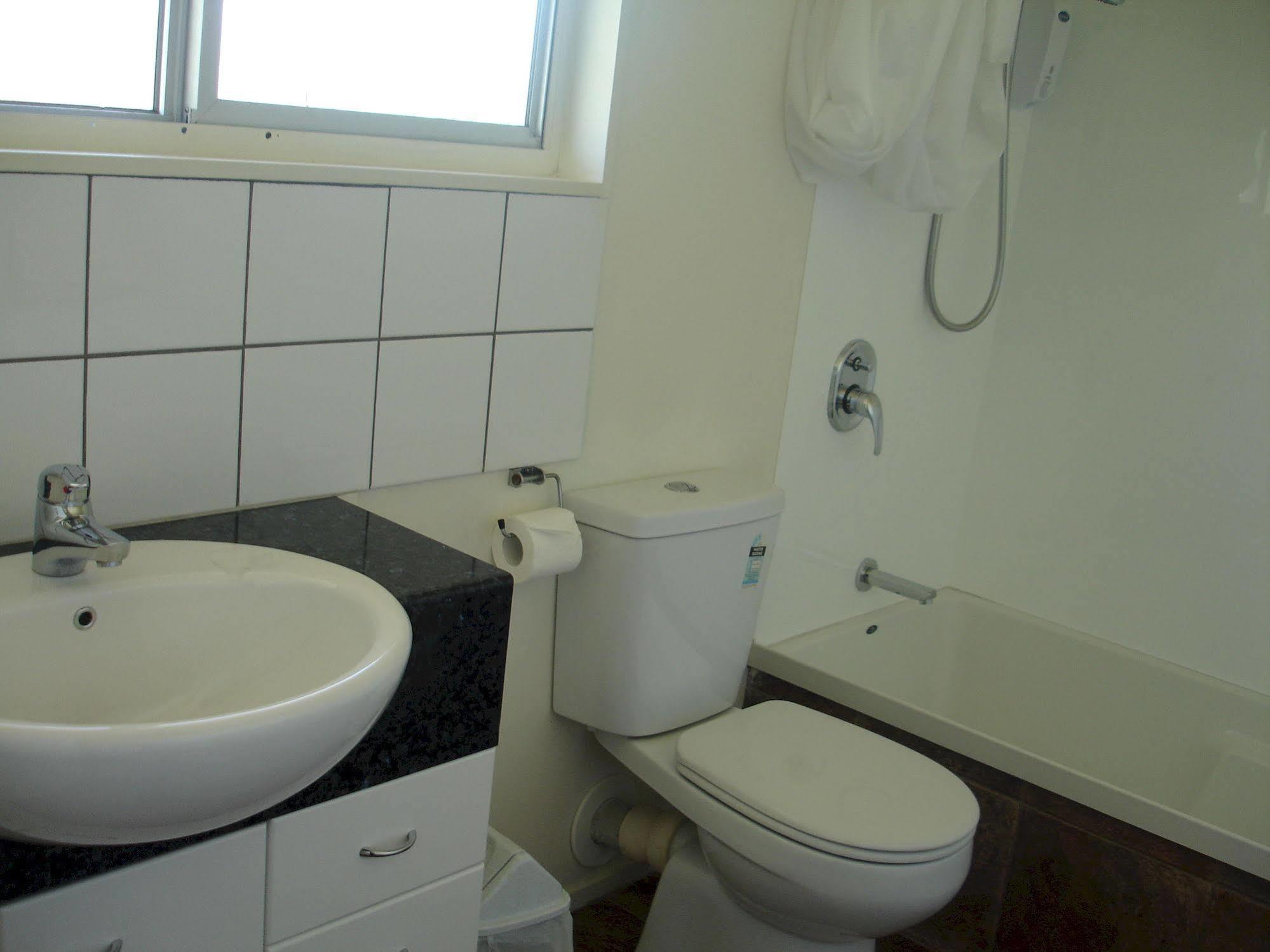 Achilles Motel Κράισττσερτς Εξωτερικό φωτογραφία
