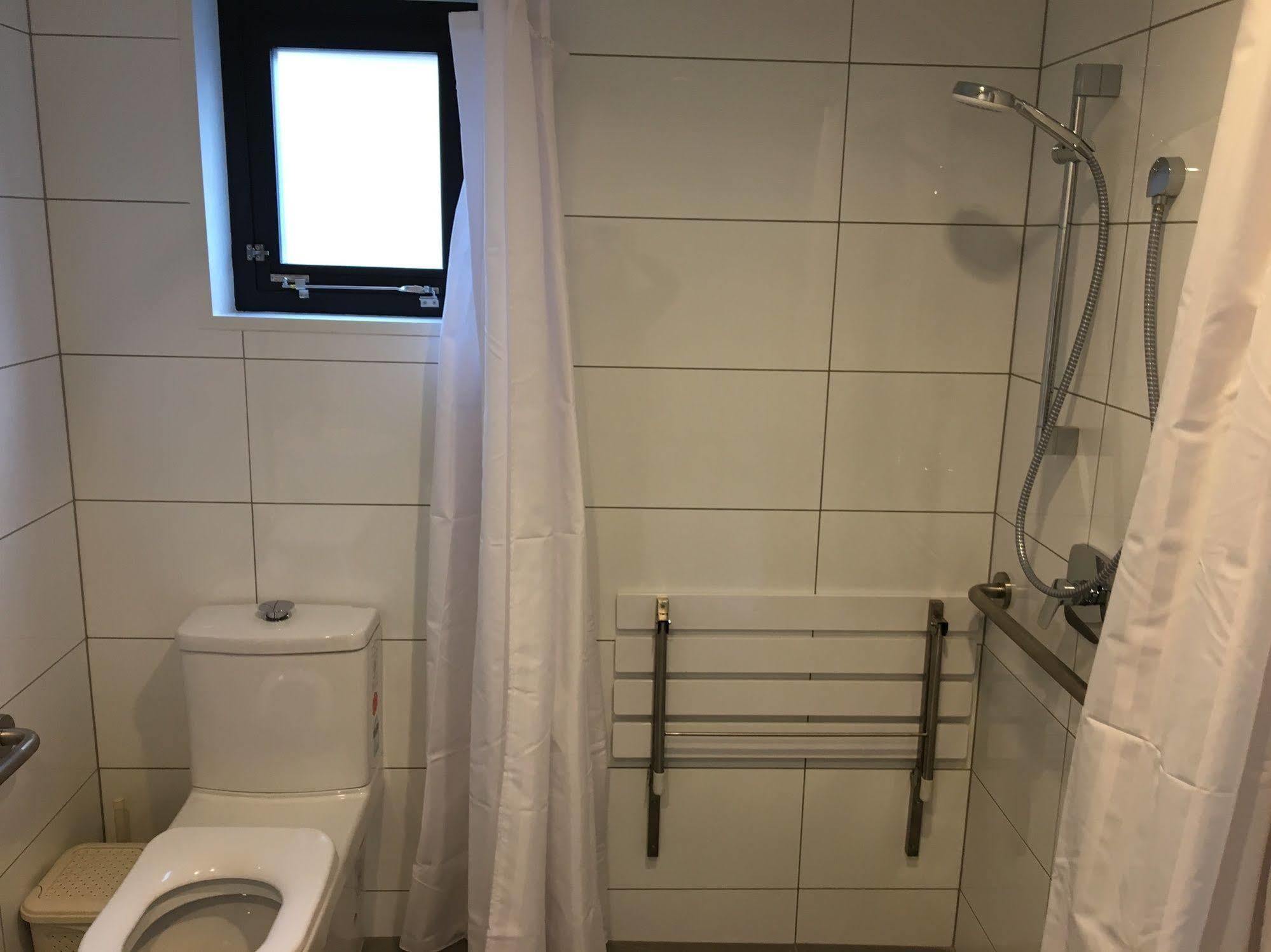 Achilles Motel Κράισττσερτς Εξωτερικό φωτογραφία