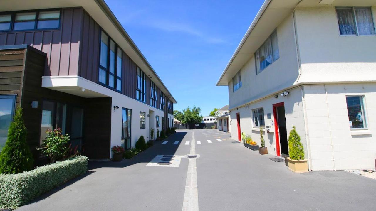 Achilles Motel Κράισττσερτς Εξωτερικό φωτογραφία